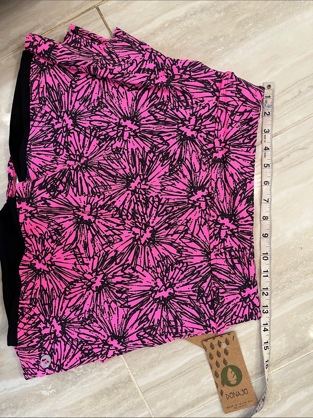 NWT Dona Jo Bright Pink & Black  Active Skort
